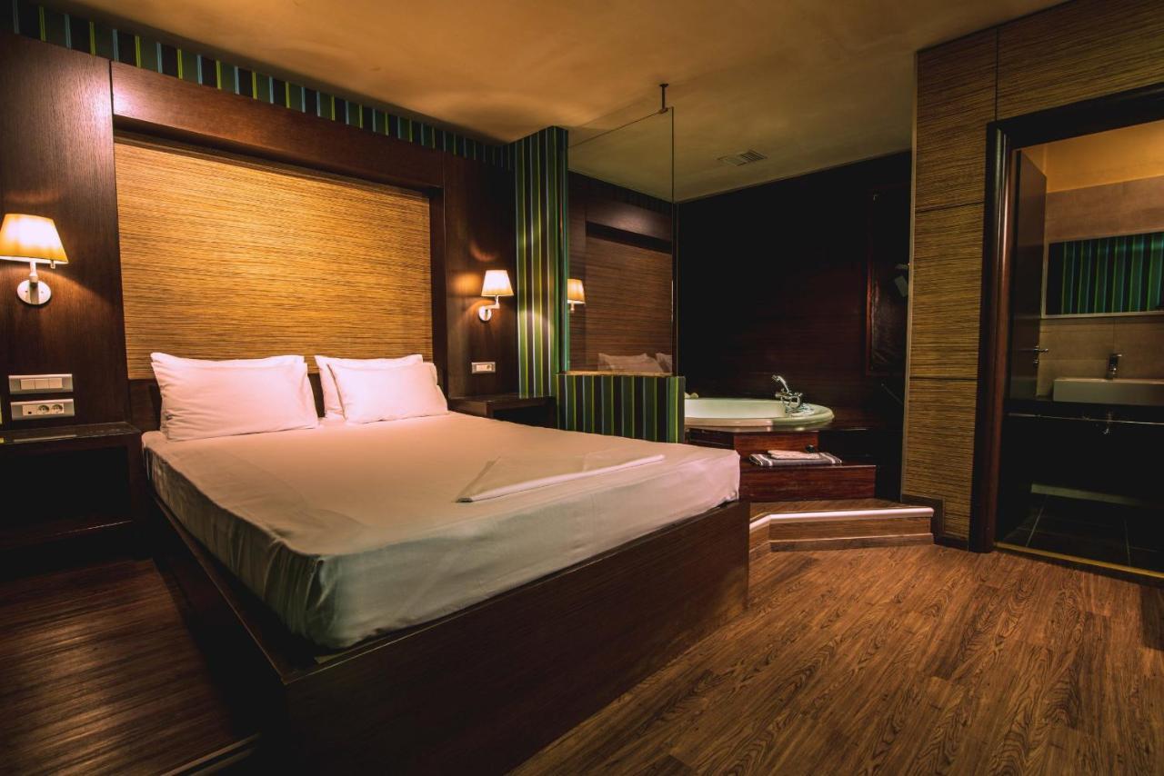Ruby Rooms Kifisia - Adults Only Atenas Exterior foto