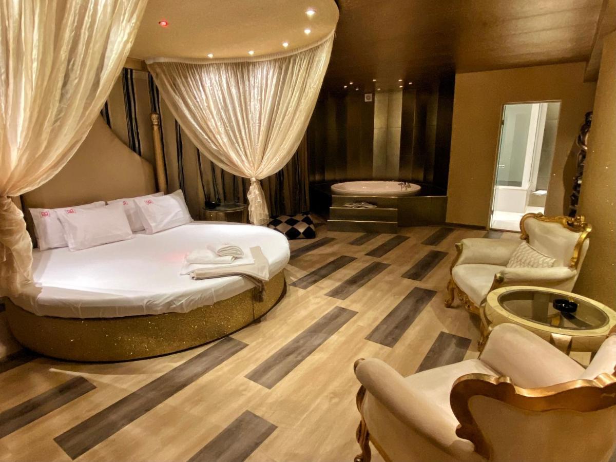 Ruby Rooms Kifisia - Adults Only Atenas Exterior foto